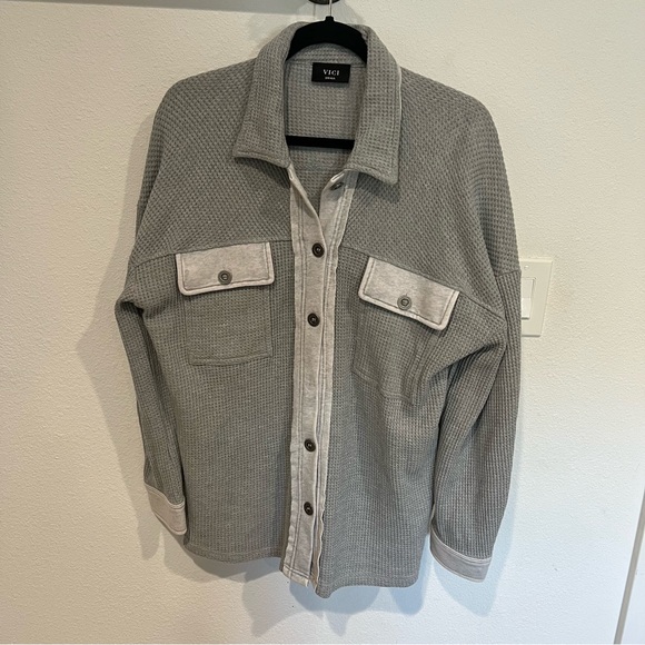 Vici Tops - VICI shirt jacket